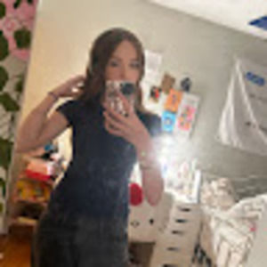 Meet your Posher, Claire